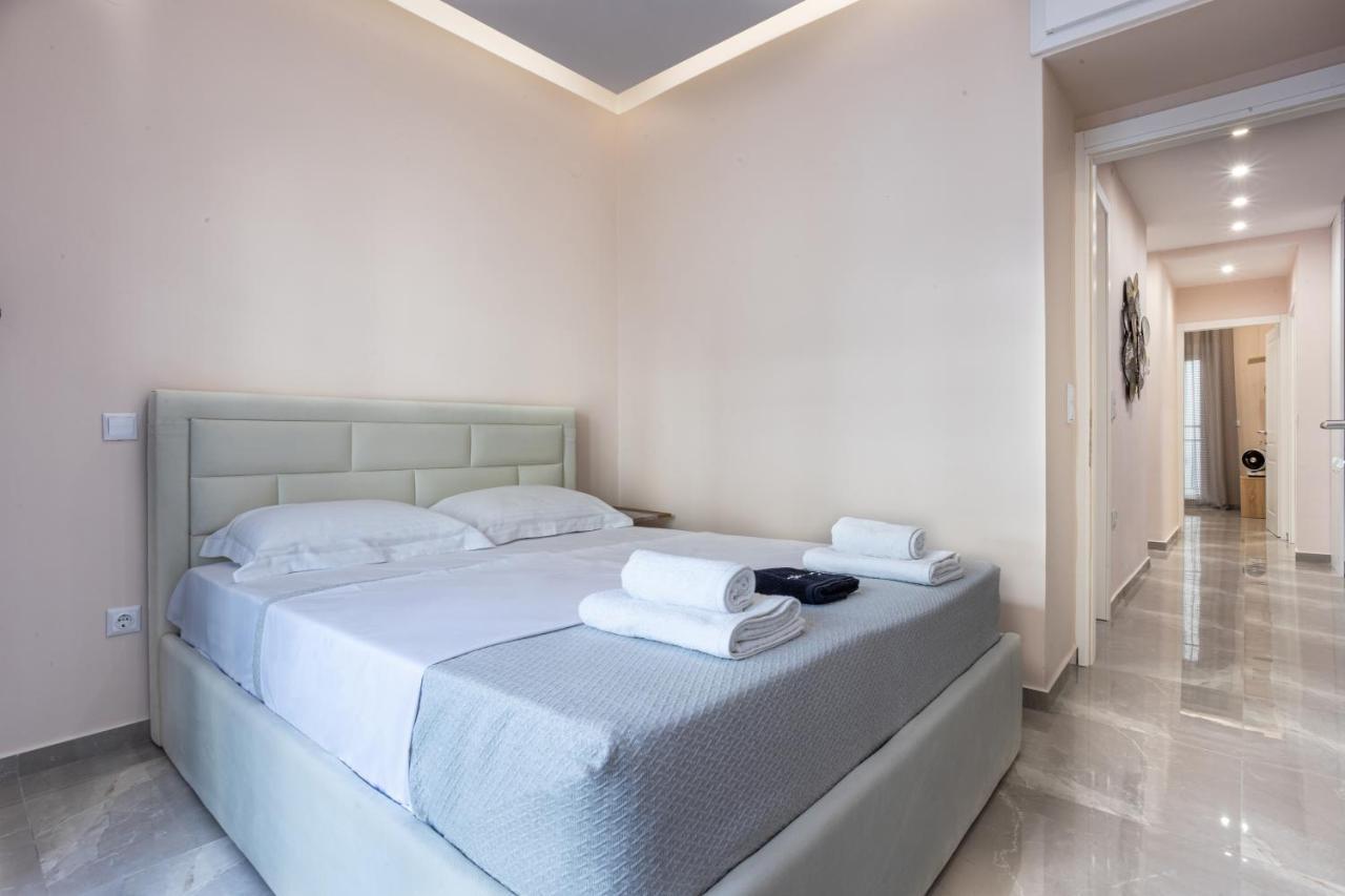 Luxury Downtown Apartment E1 テッサロニキ エクステリア 写真