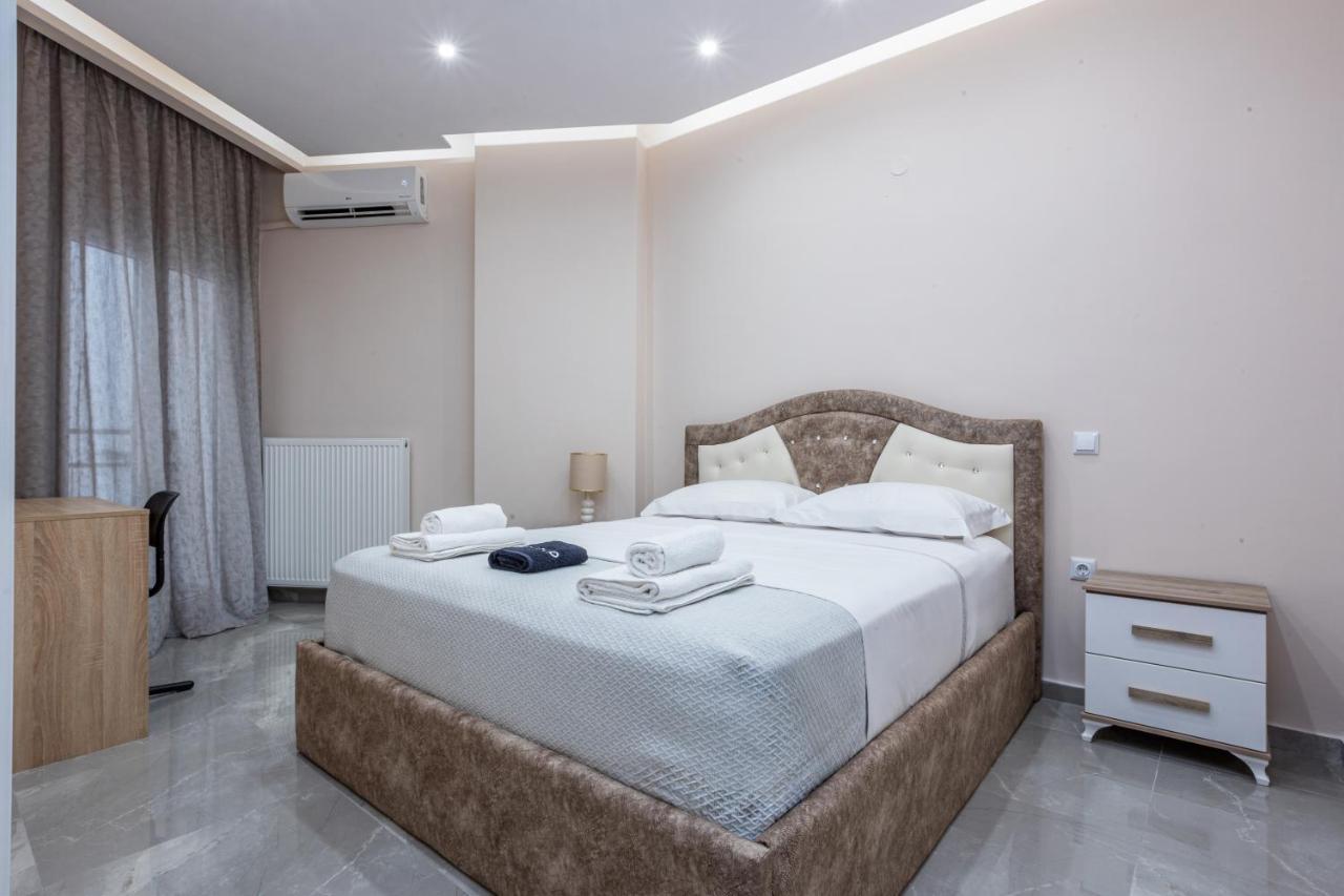 Luxury Downtown Apartment E1 テッサロニキ エクステリア 写真