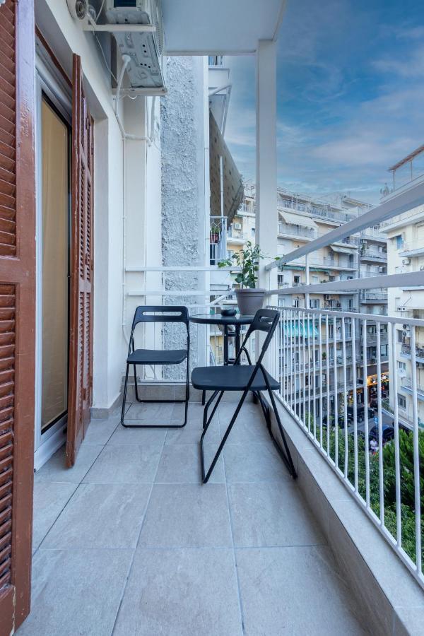 Luxury Downtown Apartment E1 テッサロニキ エクステリア 写真